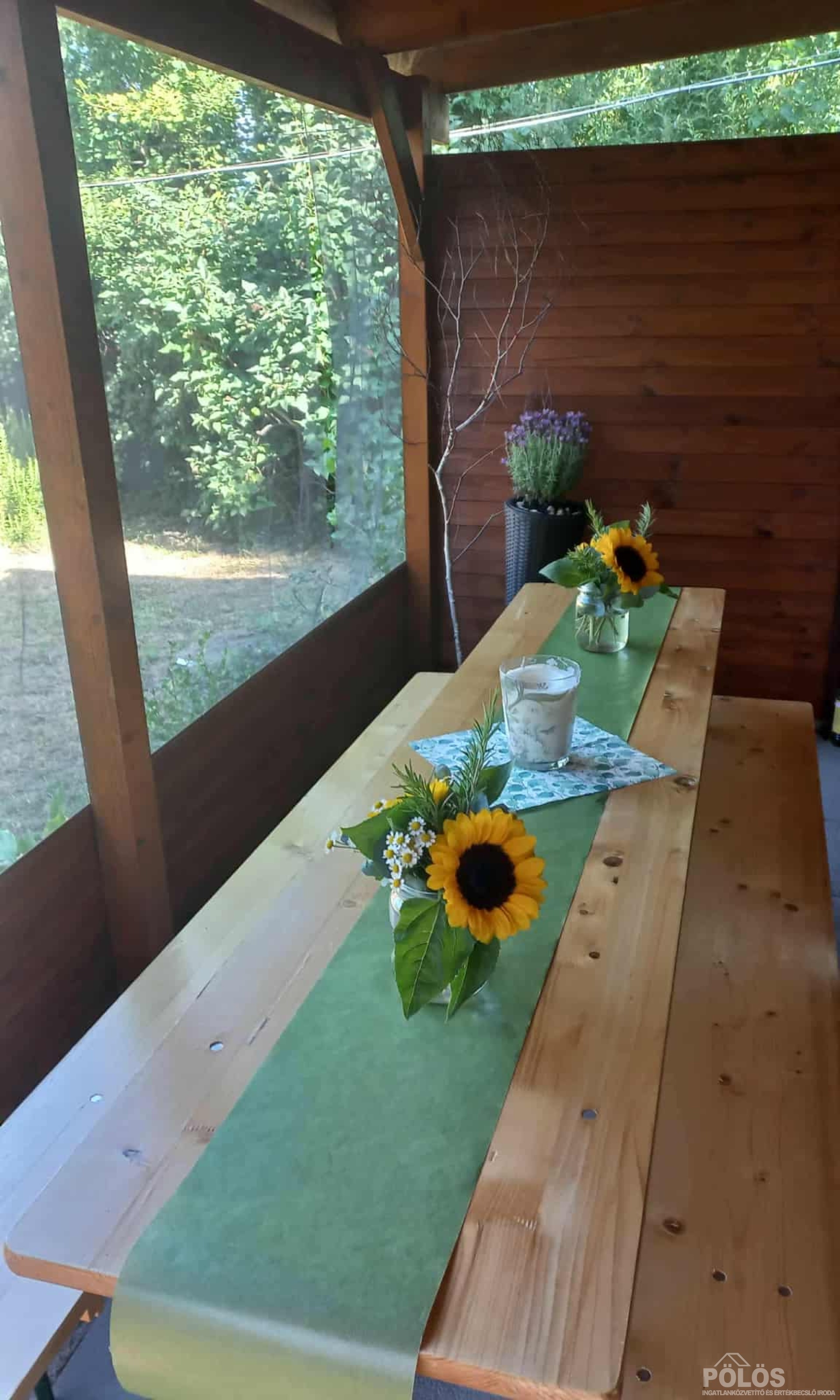 Hegykői strand közelében hangulatos nyaraló eladó