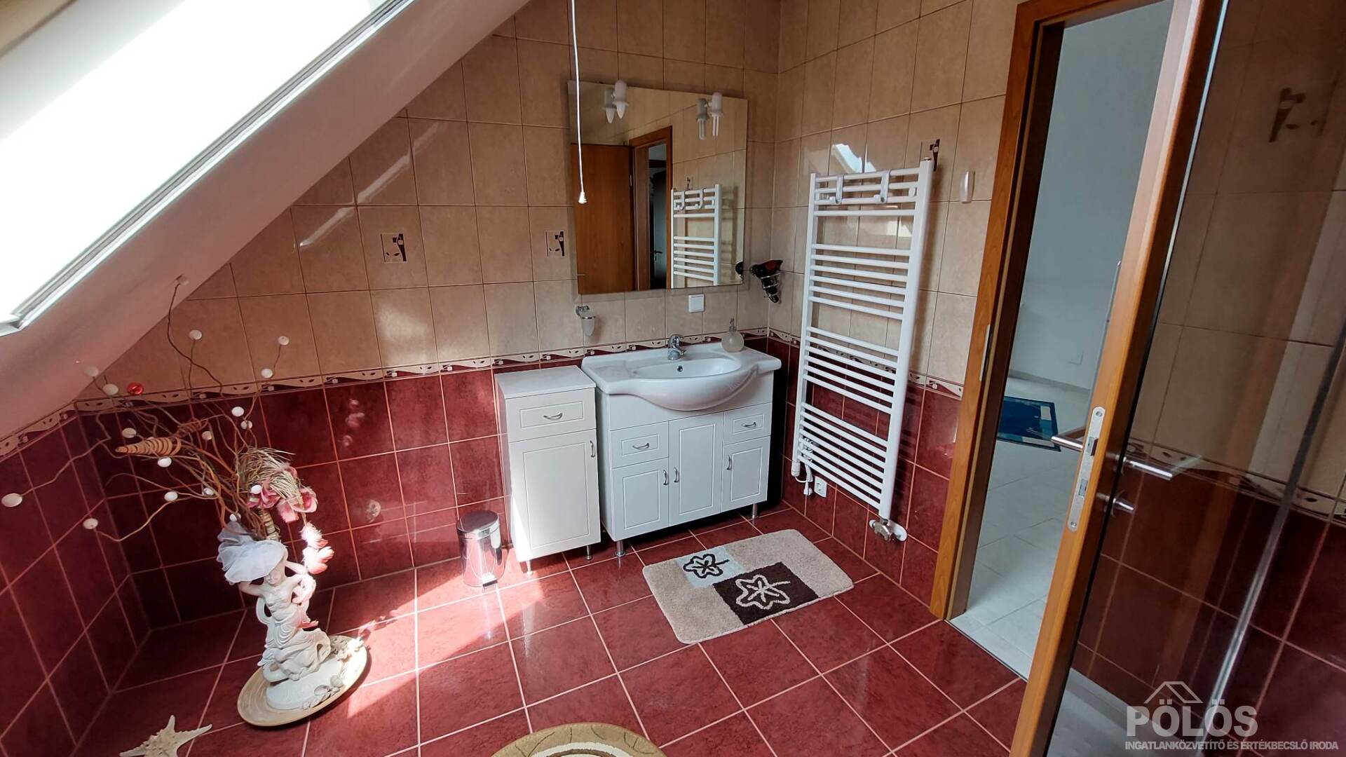 Harkán csendes helyen igényes önálló családi ház eladó