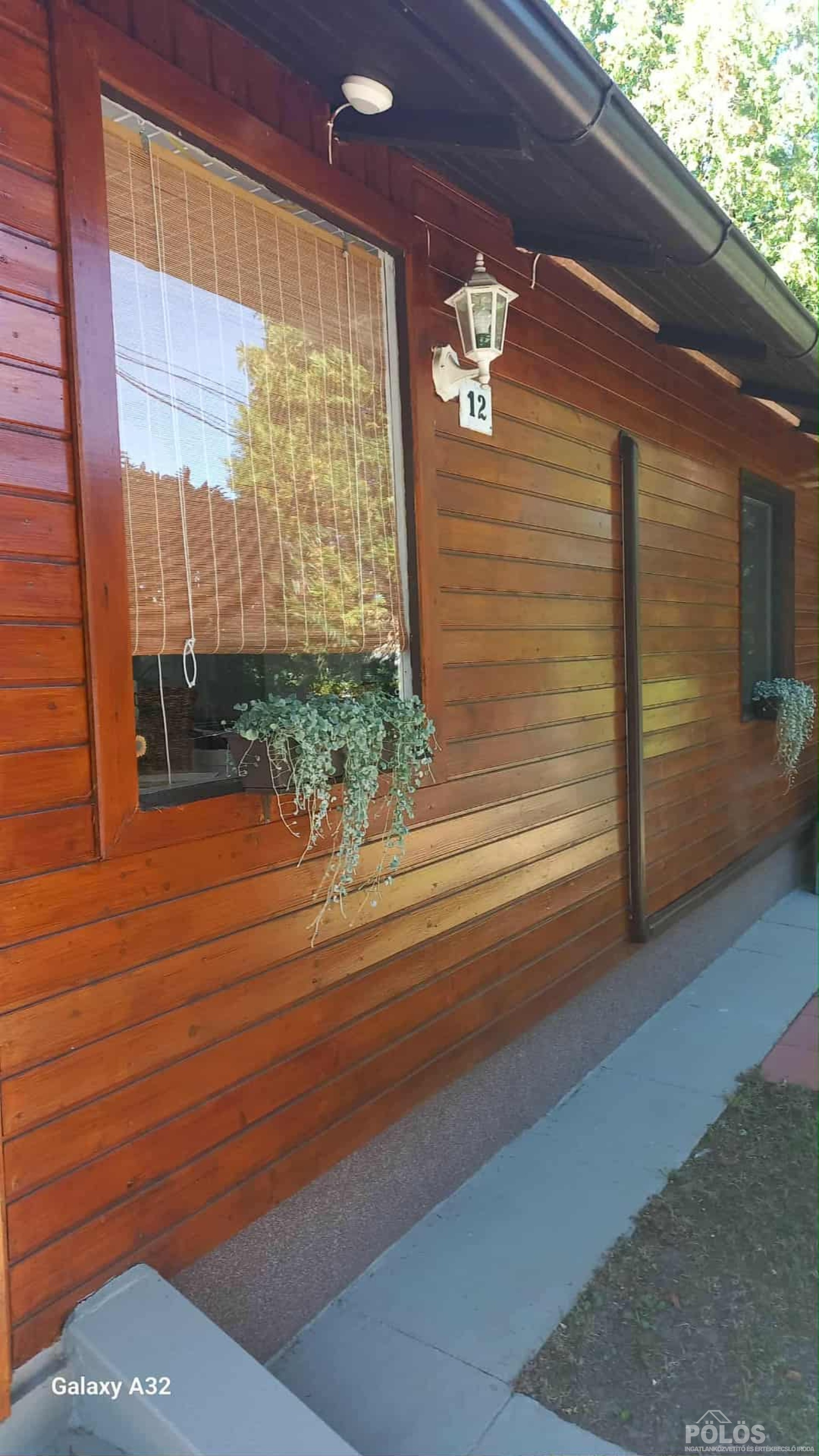 Hegykői strand közelében hangulatos nyaraló eladó