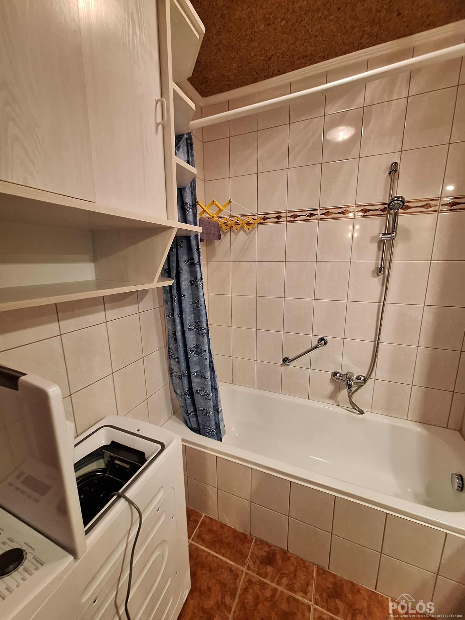 Besenyő utcában különleges hangulatú panorámás lakás kiadó