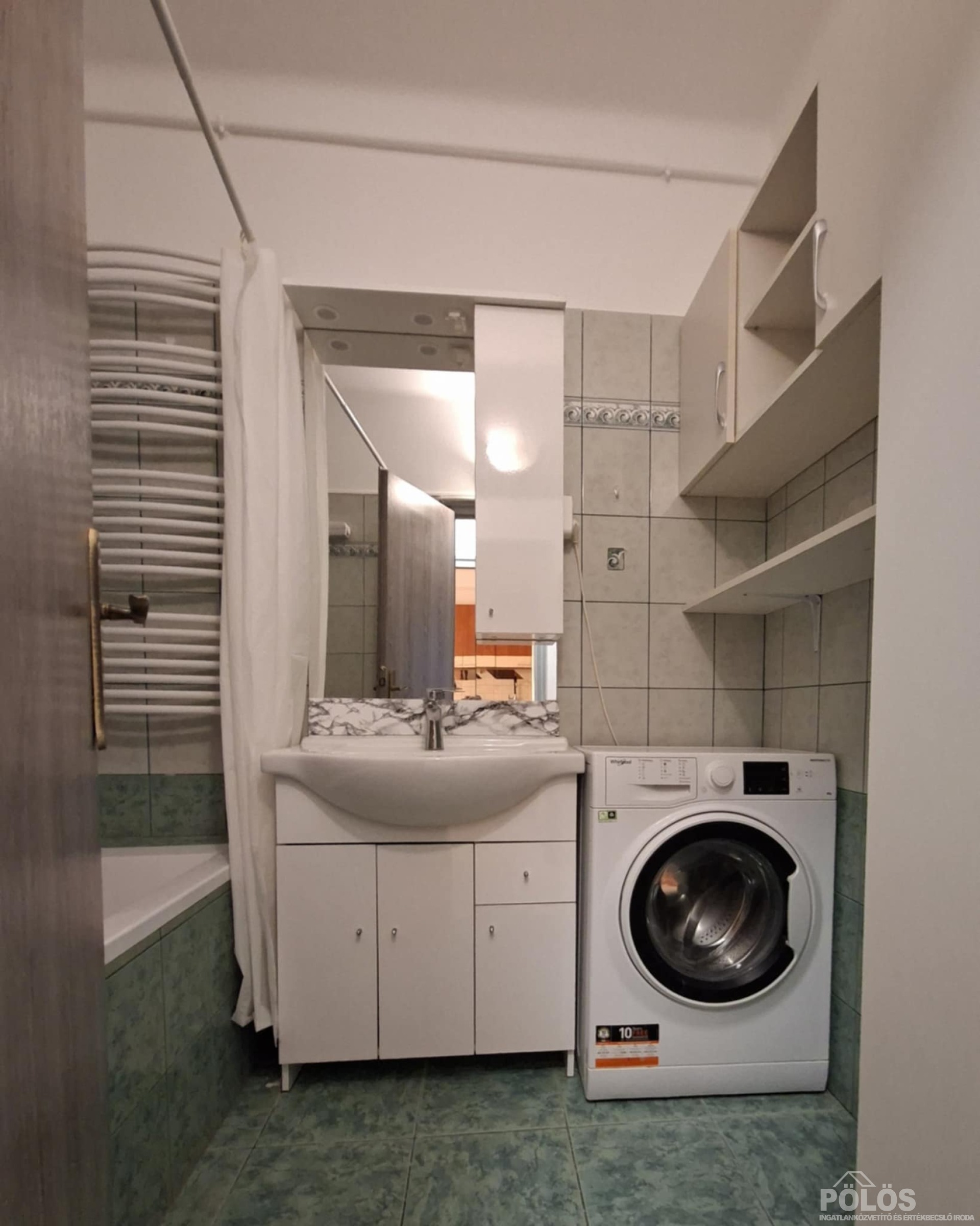 Állomás közelében 2 szobás lakás kiadó