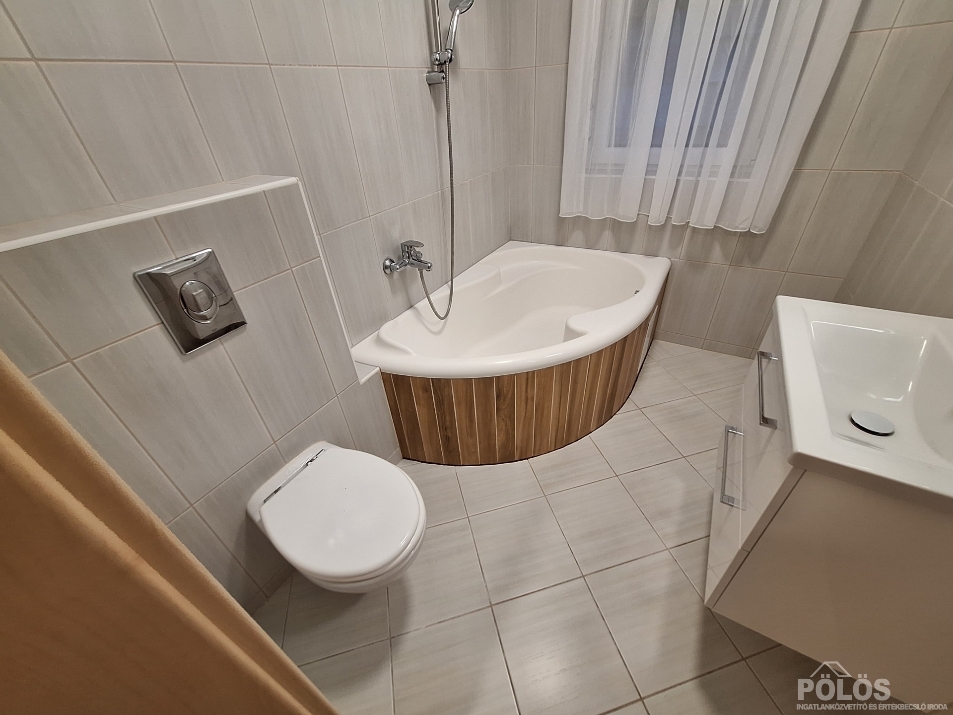 Brandmajorban csodálatos környezetben I.em 59 m2-es erkélyes lakás kiadó