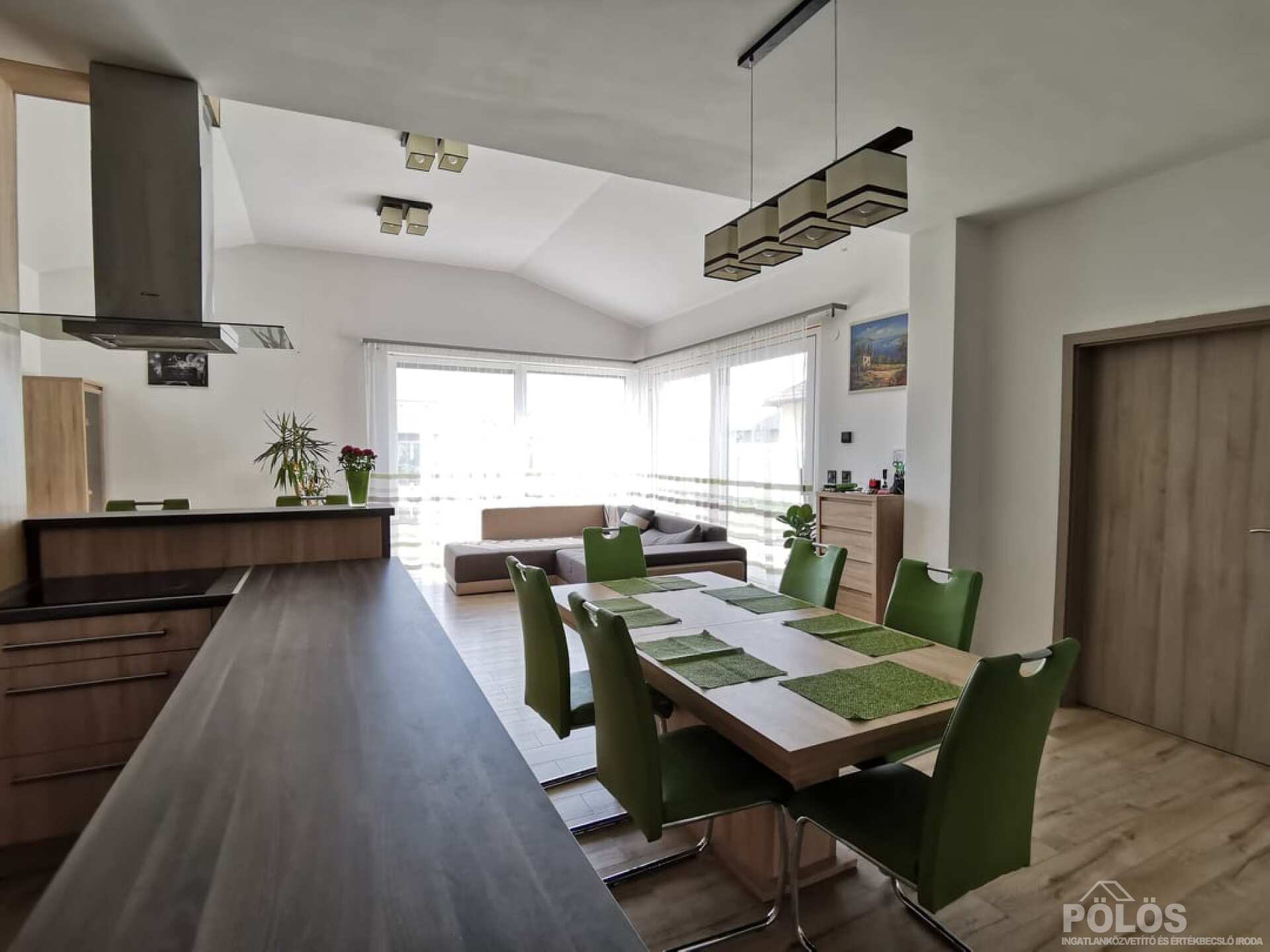 Sopron mellett Harkán igényes önálló családi ház eladó