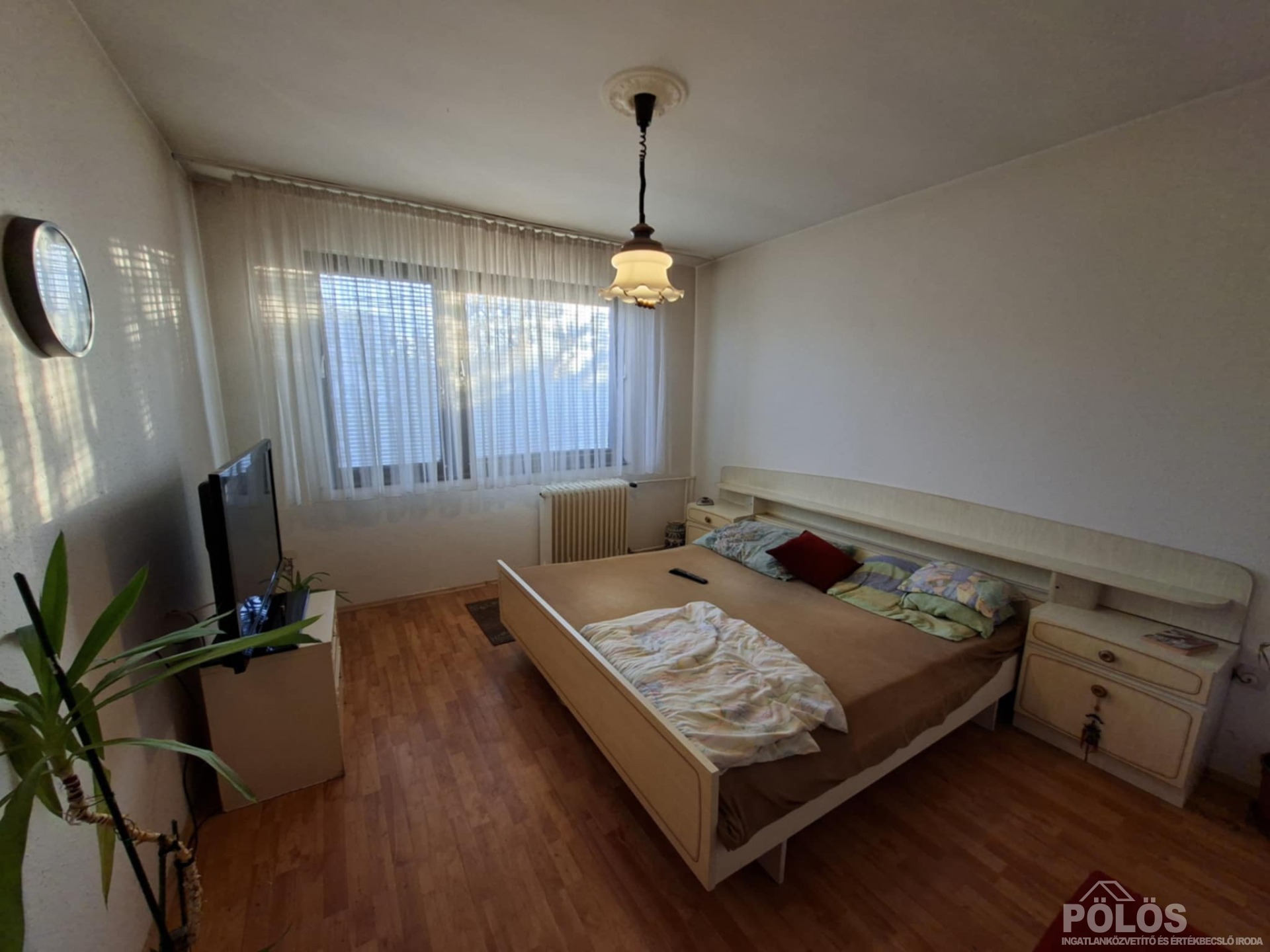 Belvároshoz közel jó állapotú önálló családi ház eladó