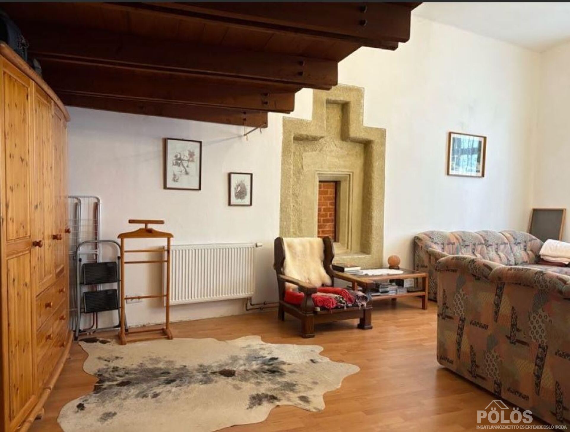 Sopronban Belvárosban egyedi hangulatú lakás eladó