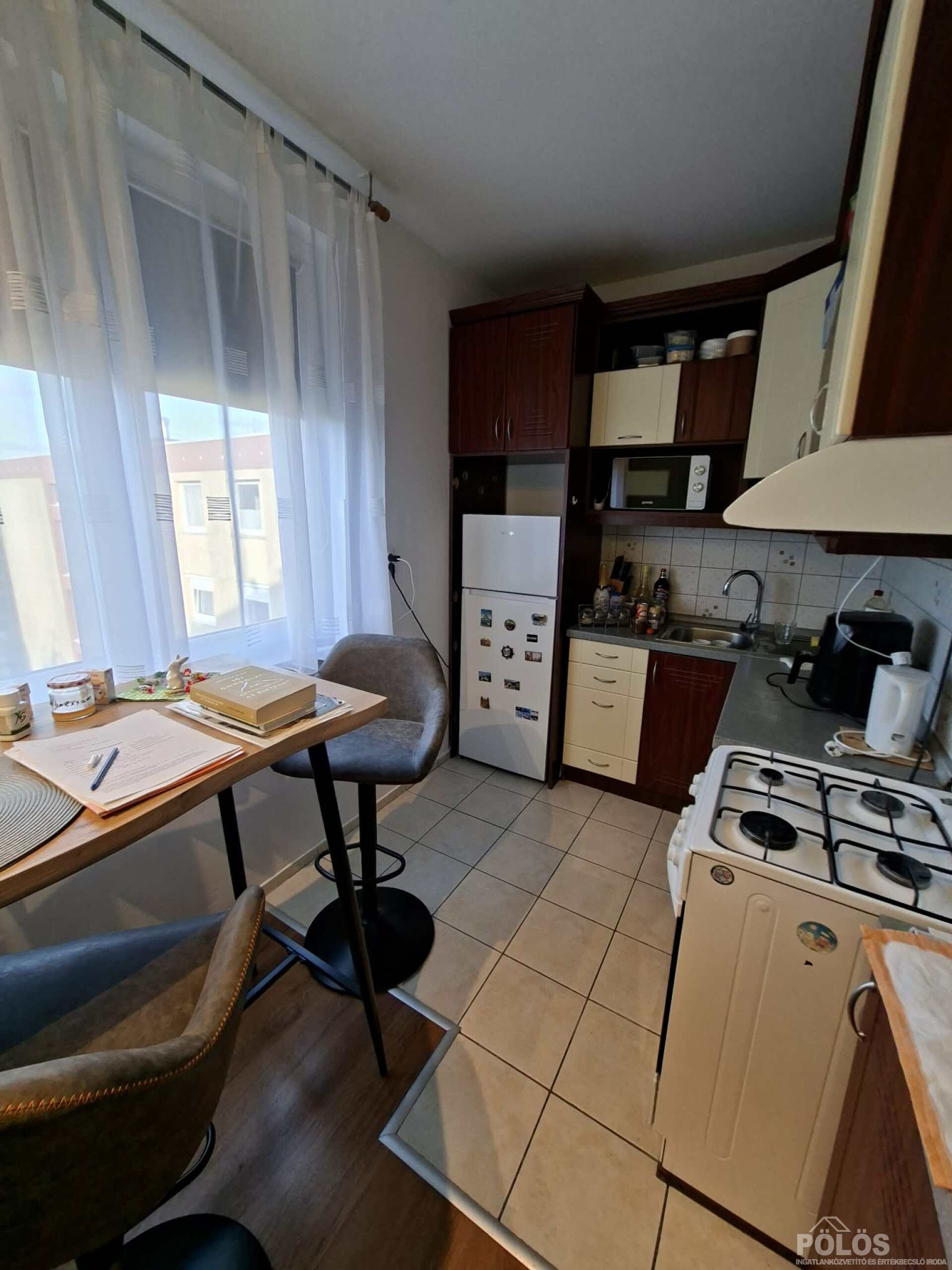 Sopronban Erzsébet kert közelében 3 szobás erkélyes lakás eladó