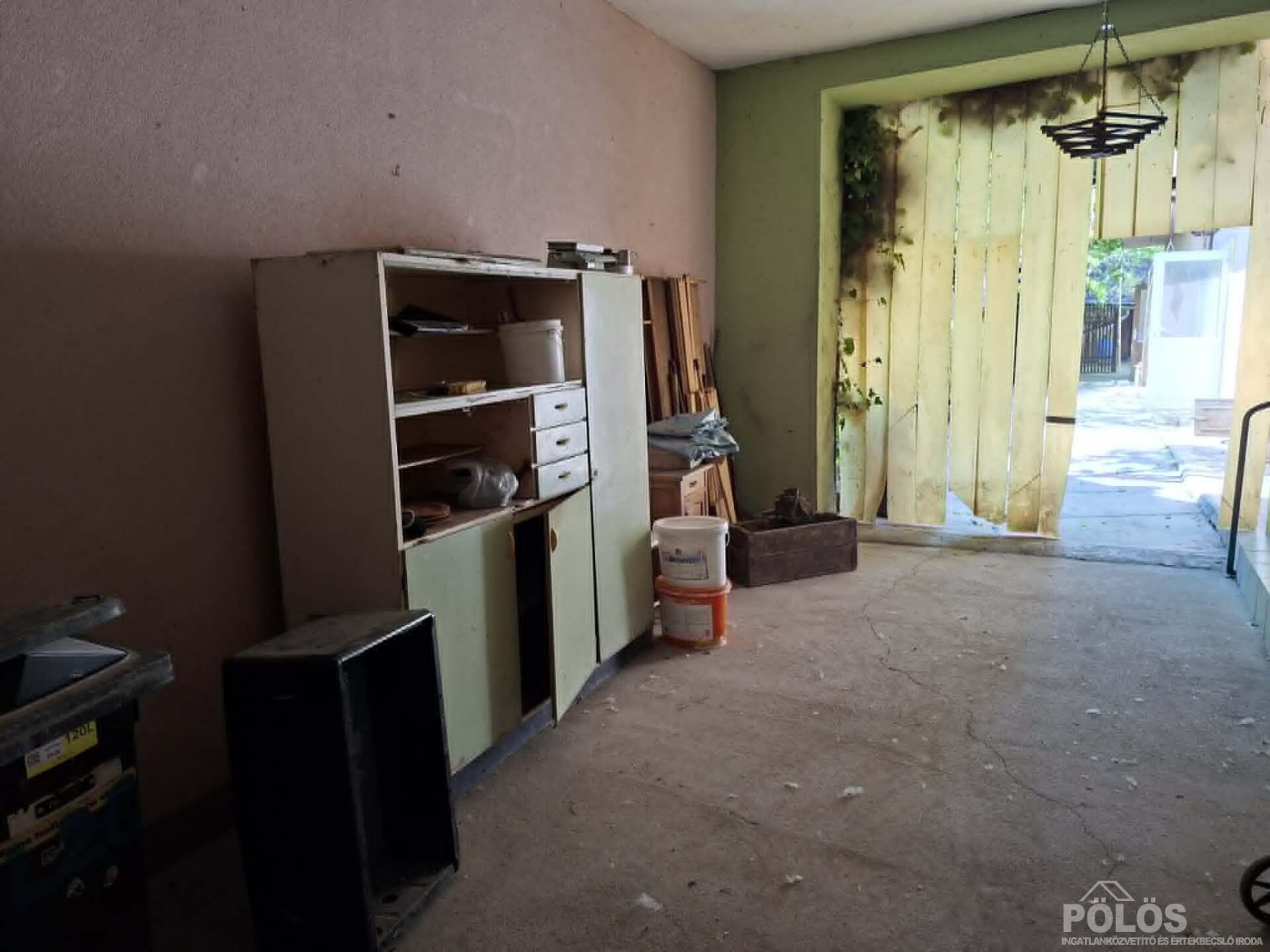 Sopronban csendes családi házas övezetben azonnal költözhető családi ház eladó