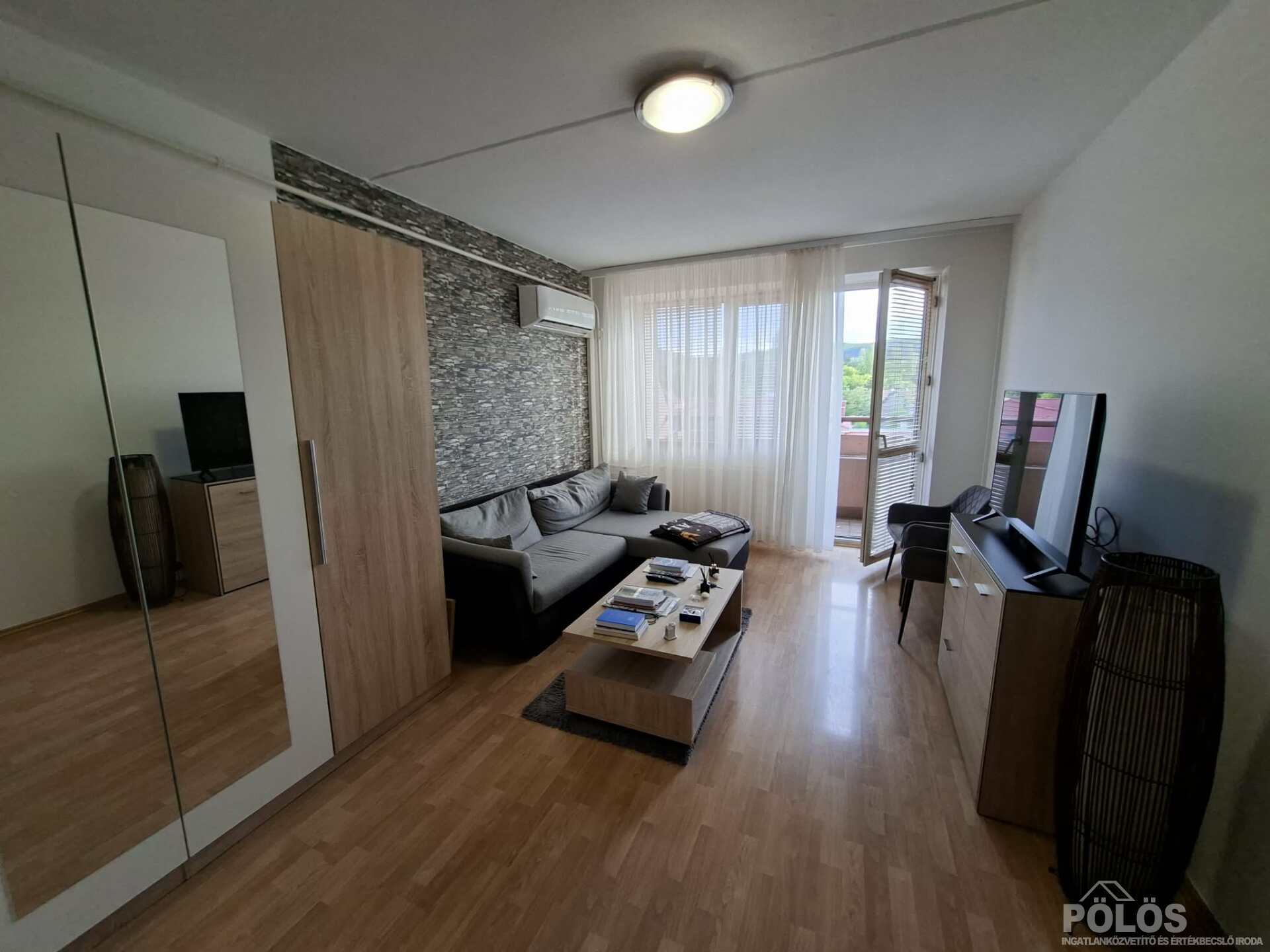 Sopronban Erzsébet kert közelében 3 szobás erkélyes lakás eladó