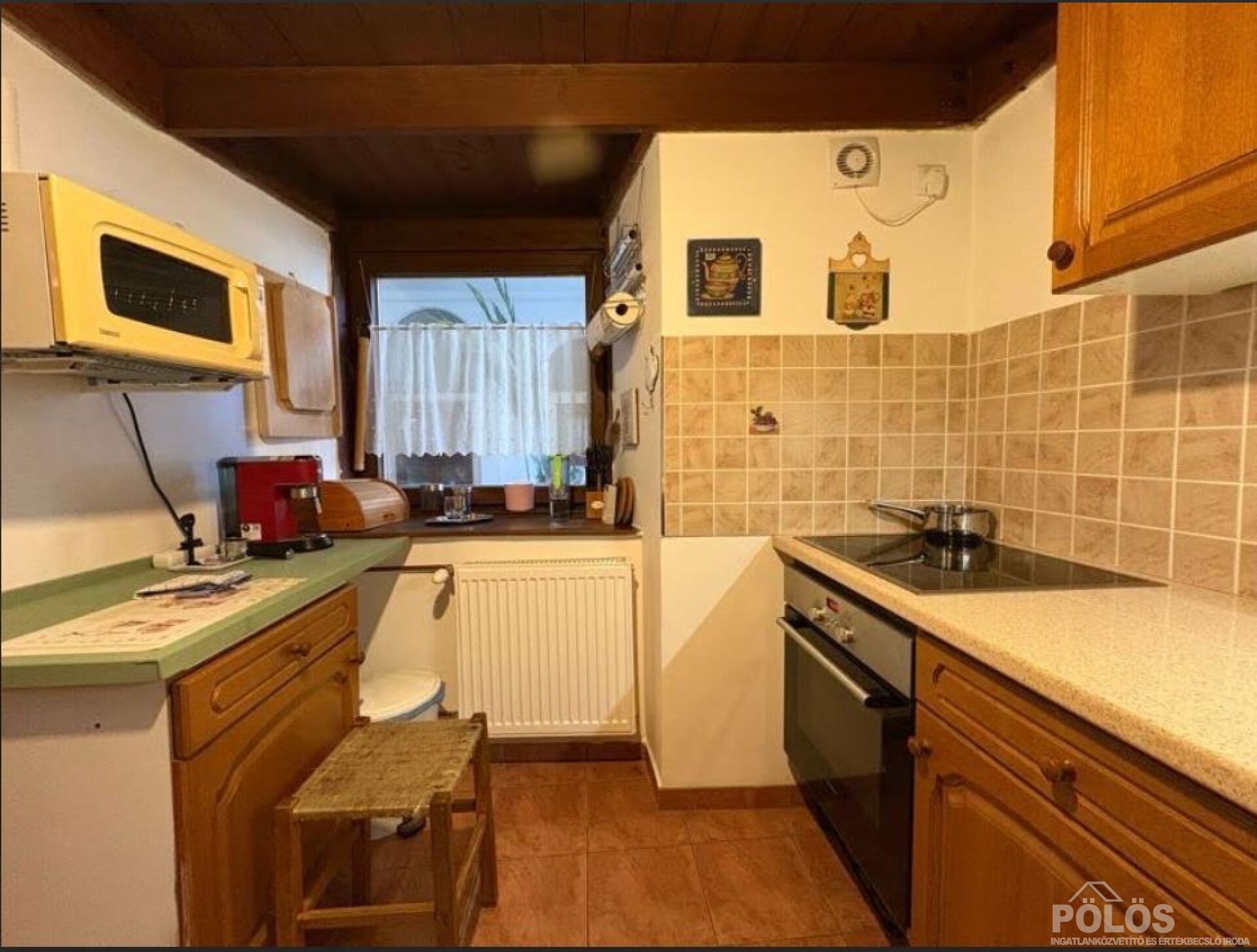 Sopronban Belvárosban egyedi hangulatú lakás eladó