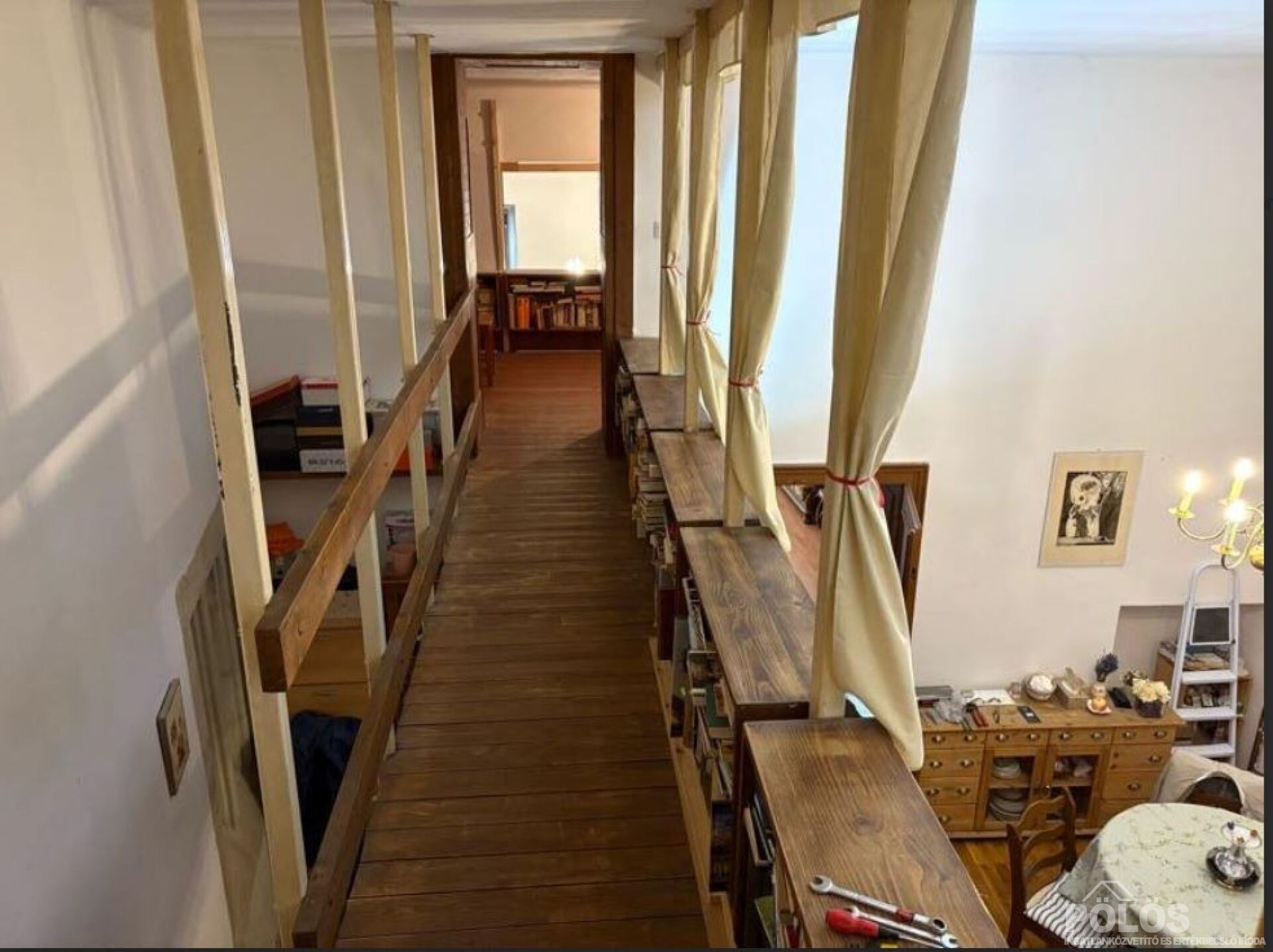 Sopronban Belvárosban egyedi hangulatú lakás eladó