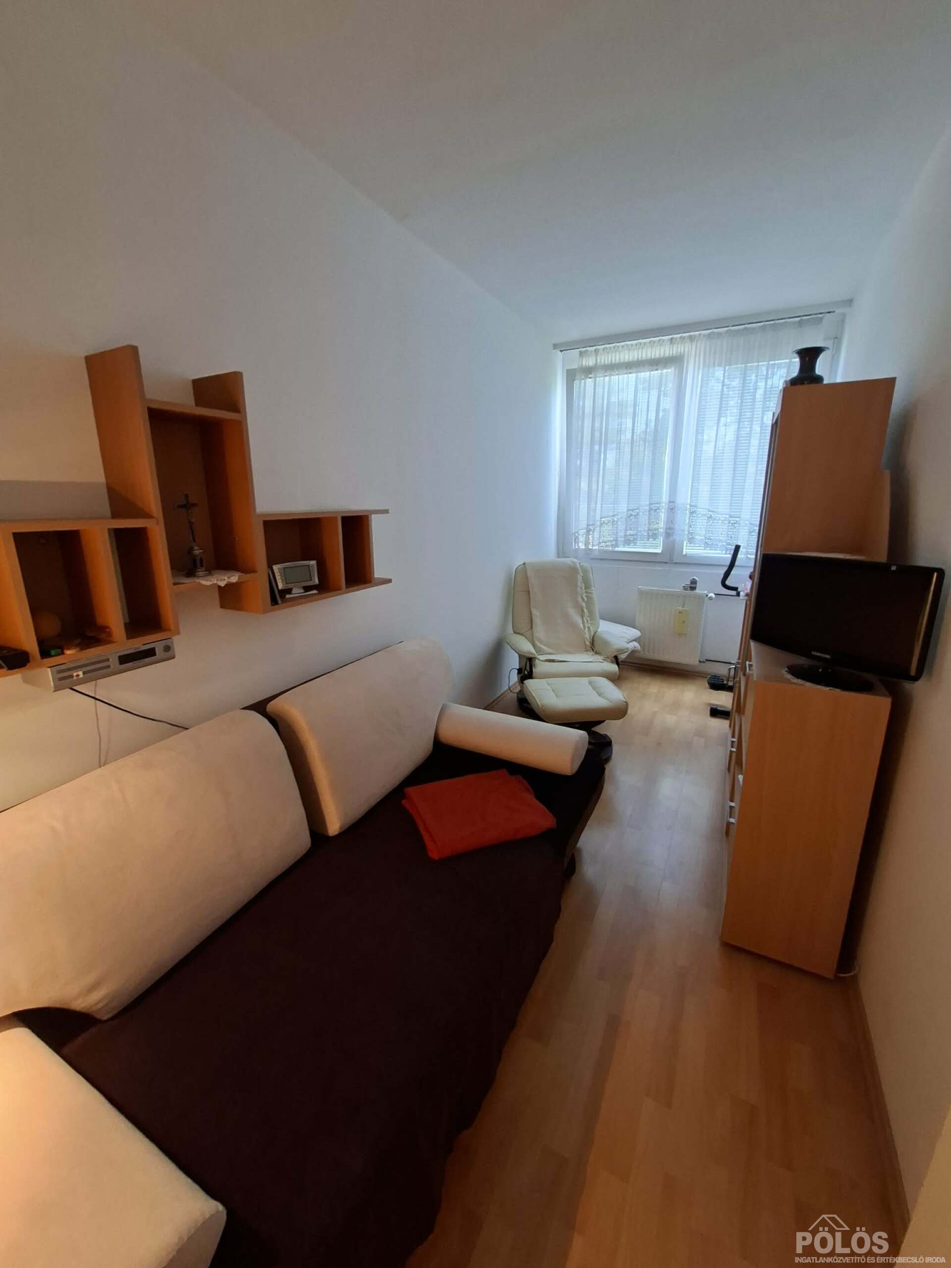 Jereván lakótelepen Fertődi építésű   I.emelet 66 m2-es erkélyes lakás eladó