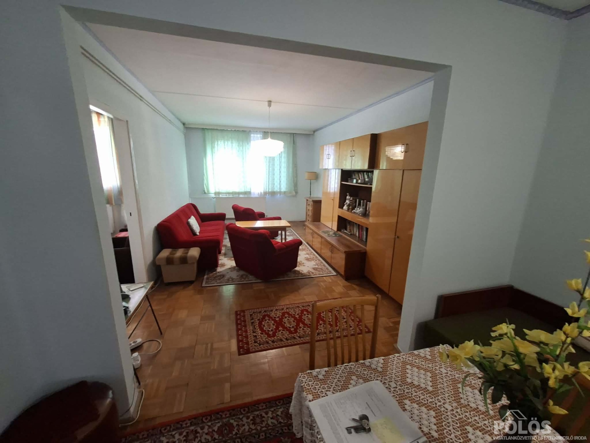 Király Jenő utcában 65 m2-es 3 szoba hallos erkélyes lakás eladó