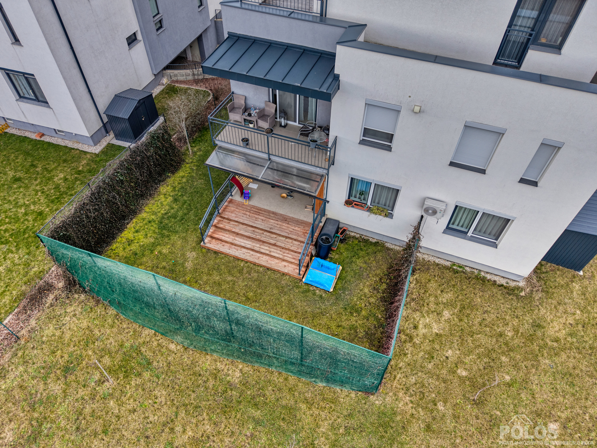 Sopronban Egeredi dombon igényes kialakítású kertkapcsolatos lakás eladó