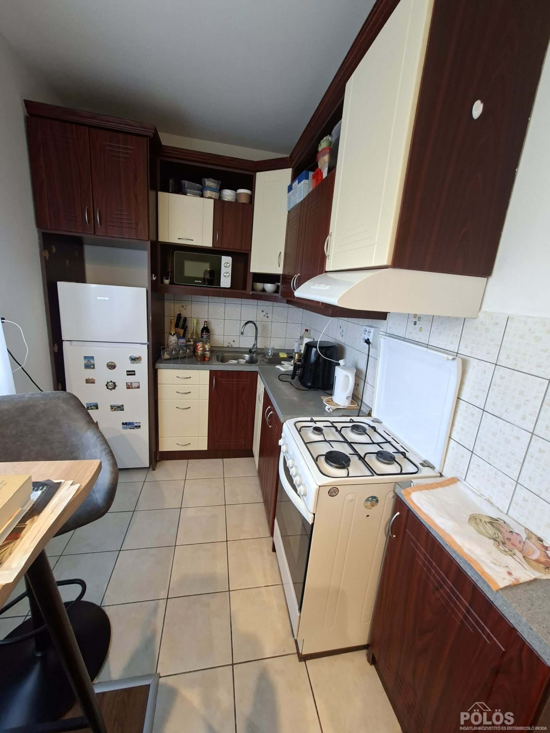 Sopronban Erzsébet kert közelében 3 szobás erkélyes lakás eladó