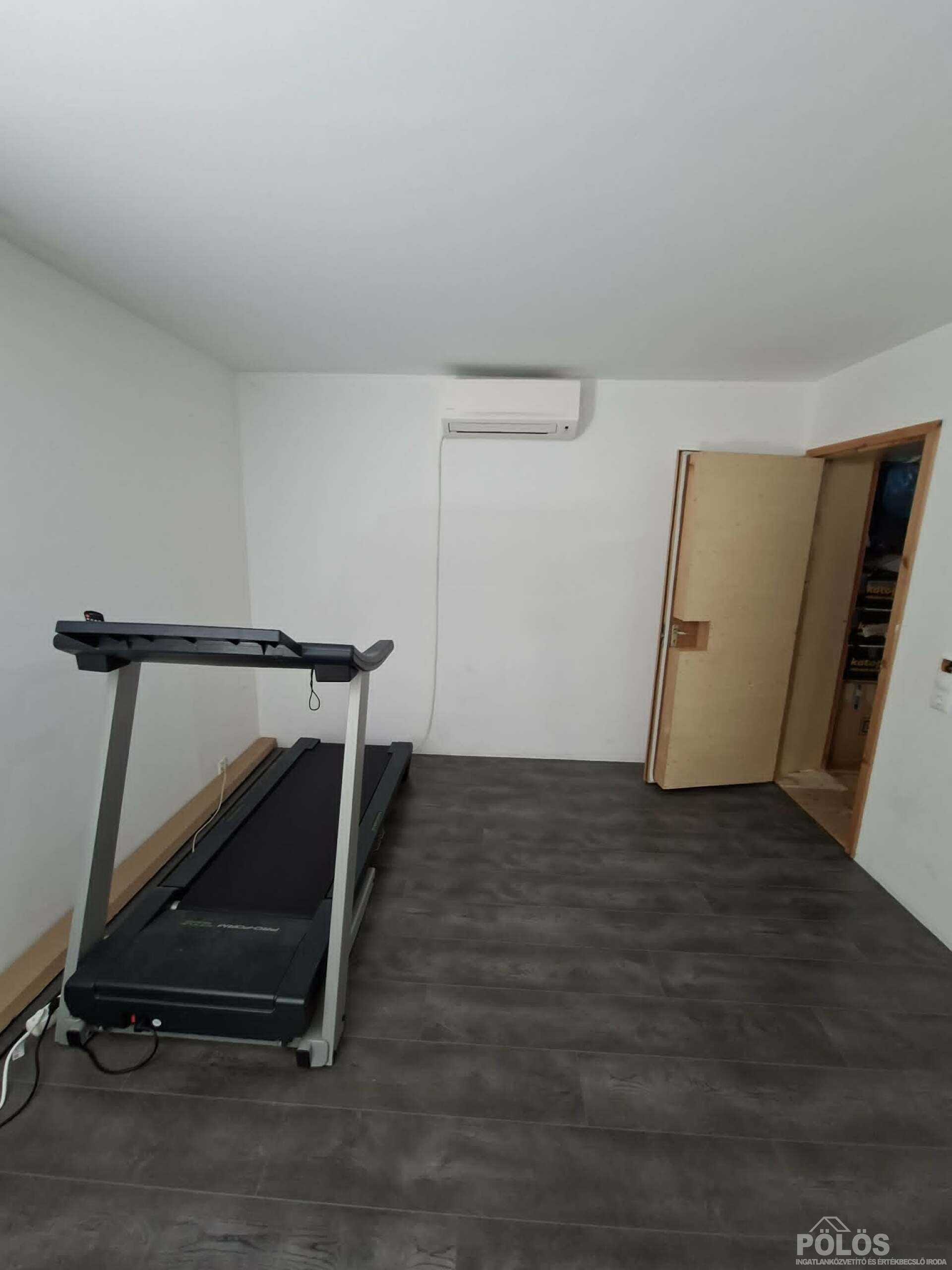 Balfon-Sopron közelében csodálatos környezetben  jó állapotú önálló  családi ház eladó