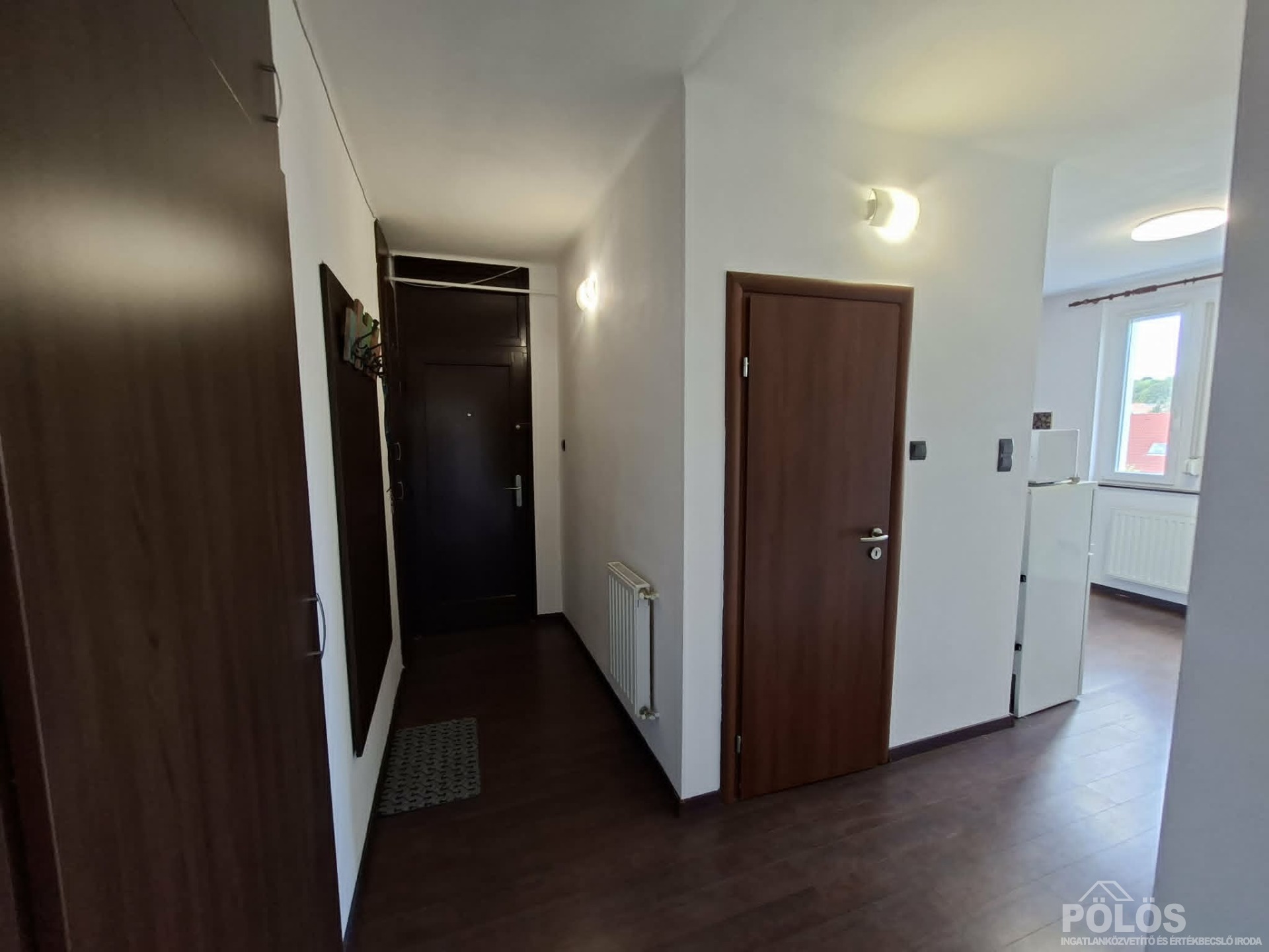 Belvároshoz közel II.em 41m2-es szépen felújított erkélyes lakás eladó