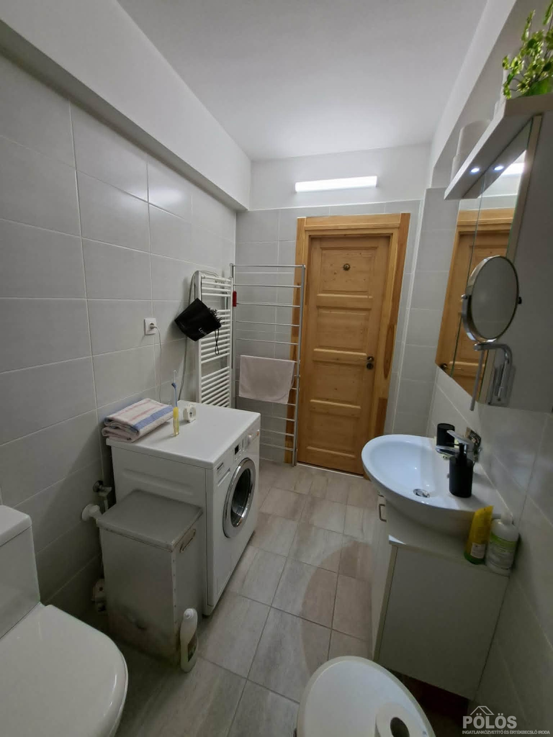 Jókai utcában fszt.54 m2-es 2 szobás teraszos szép állapotú lakás eladó