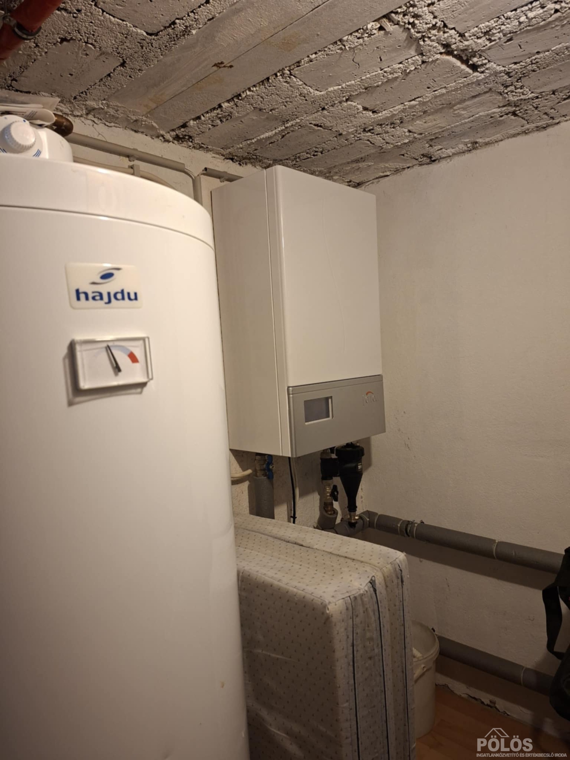 Erdei környezetben panorámás ház eladó