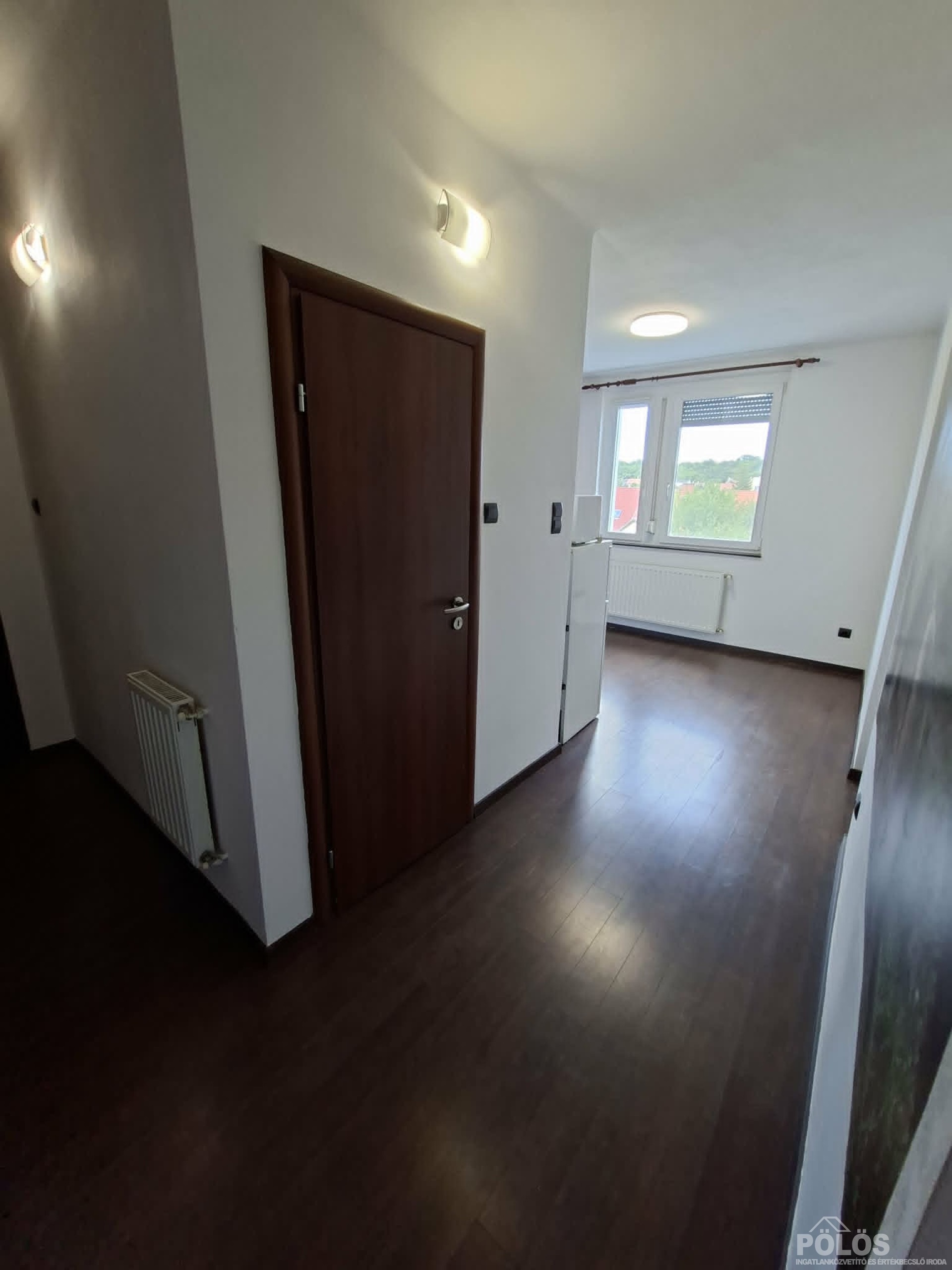 Belvároshoz közel II.em 41m2-es szépen felújított erkélyes lakás eladó