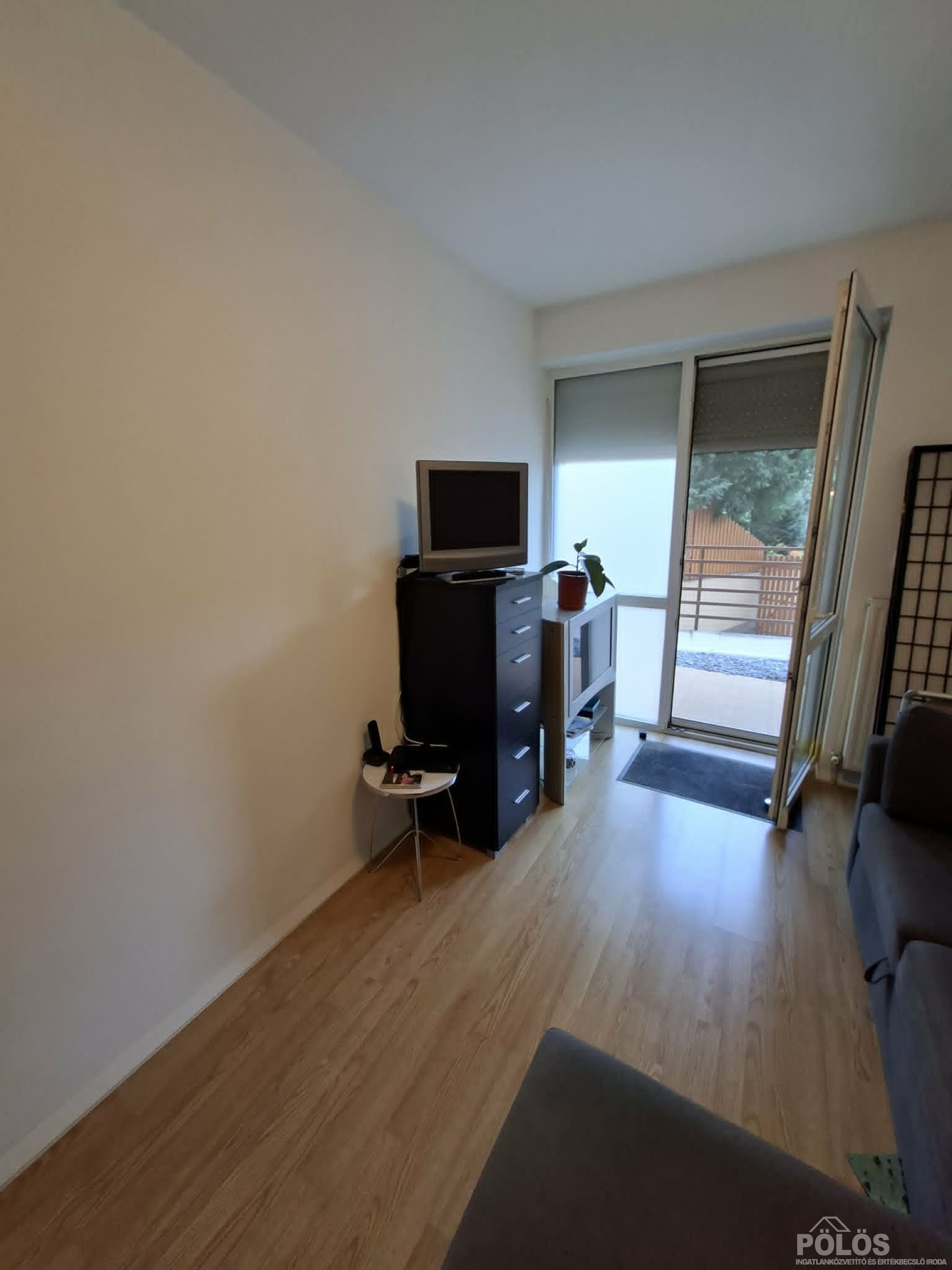 Jókai utcában fszt.54 m2-es 2 szobás teraszos szép állapotú lakás eladó