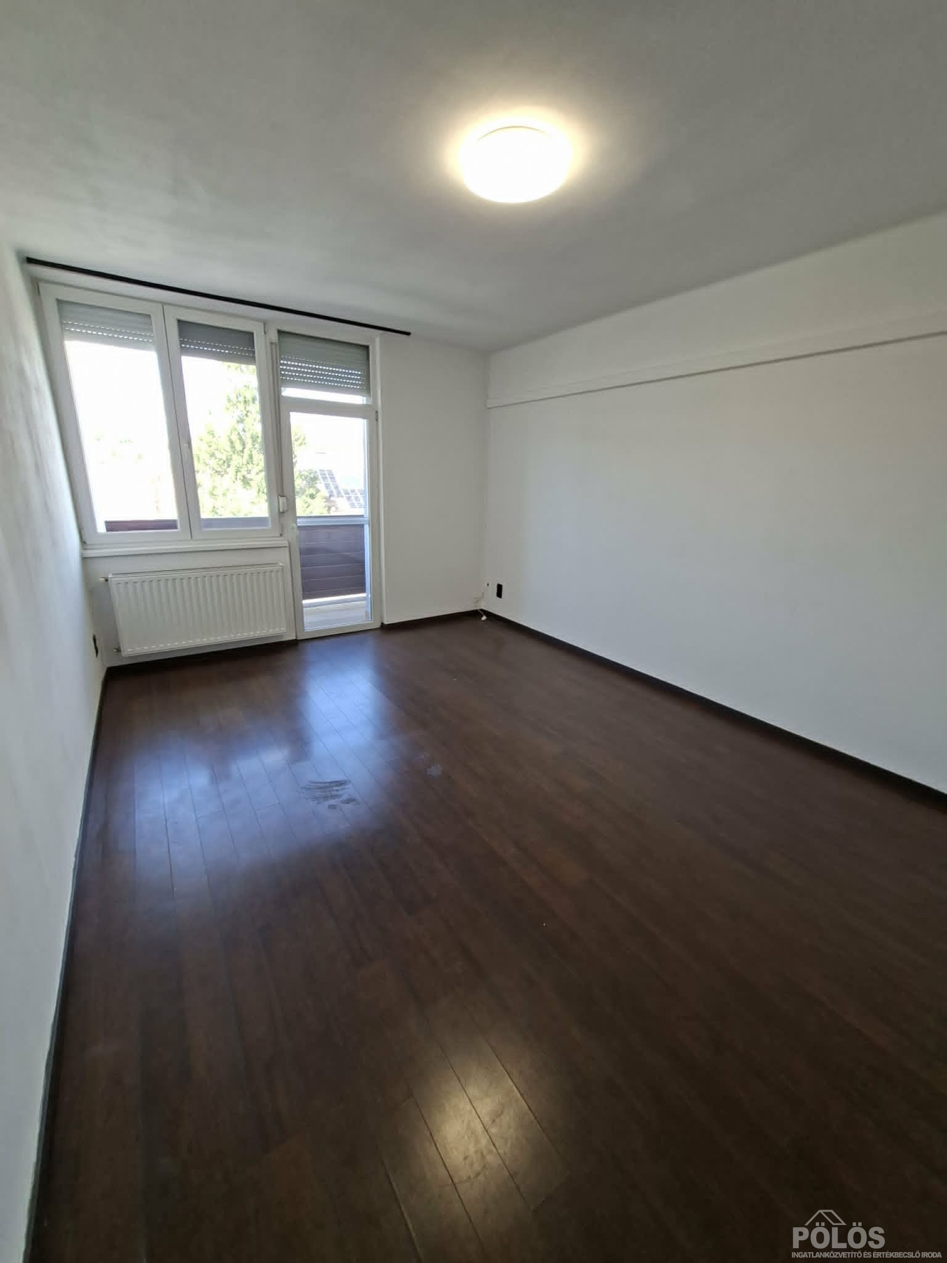 Belvároshoz közel II.em 41m2-es szépen felújított erkélyes lakás eladó