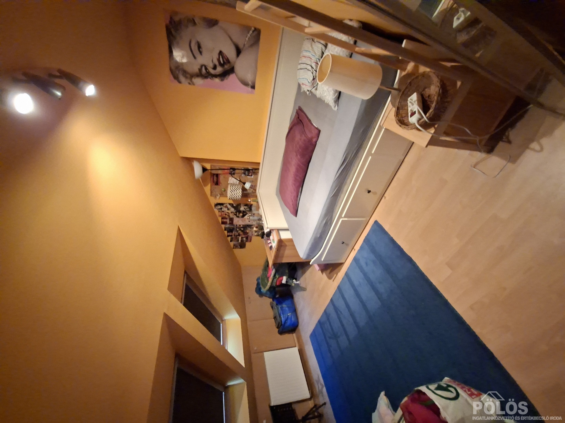 Sopronban csendes családi házas övezetben hangulatos lakás eladó