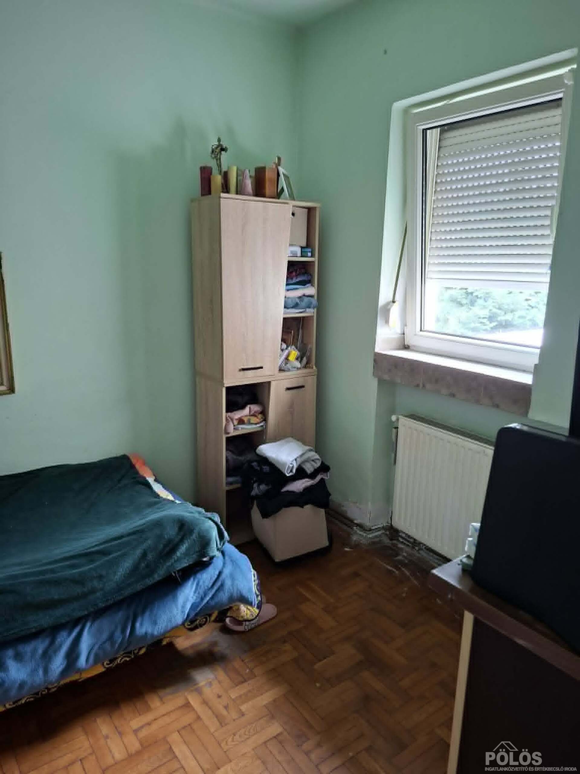 Sopronban Lővérek szélén 2 lakrészből álló ház 570 m2-es telken eladó