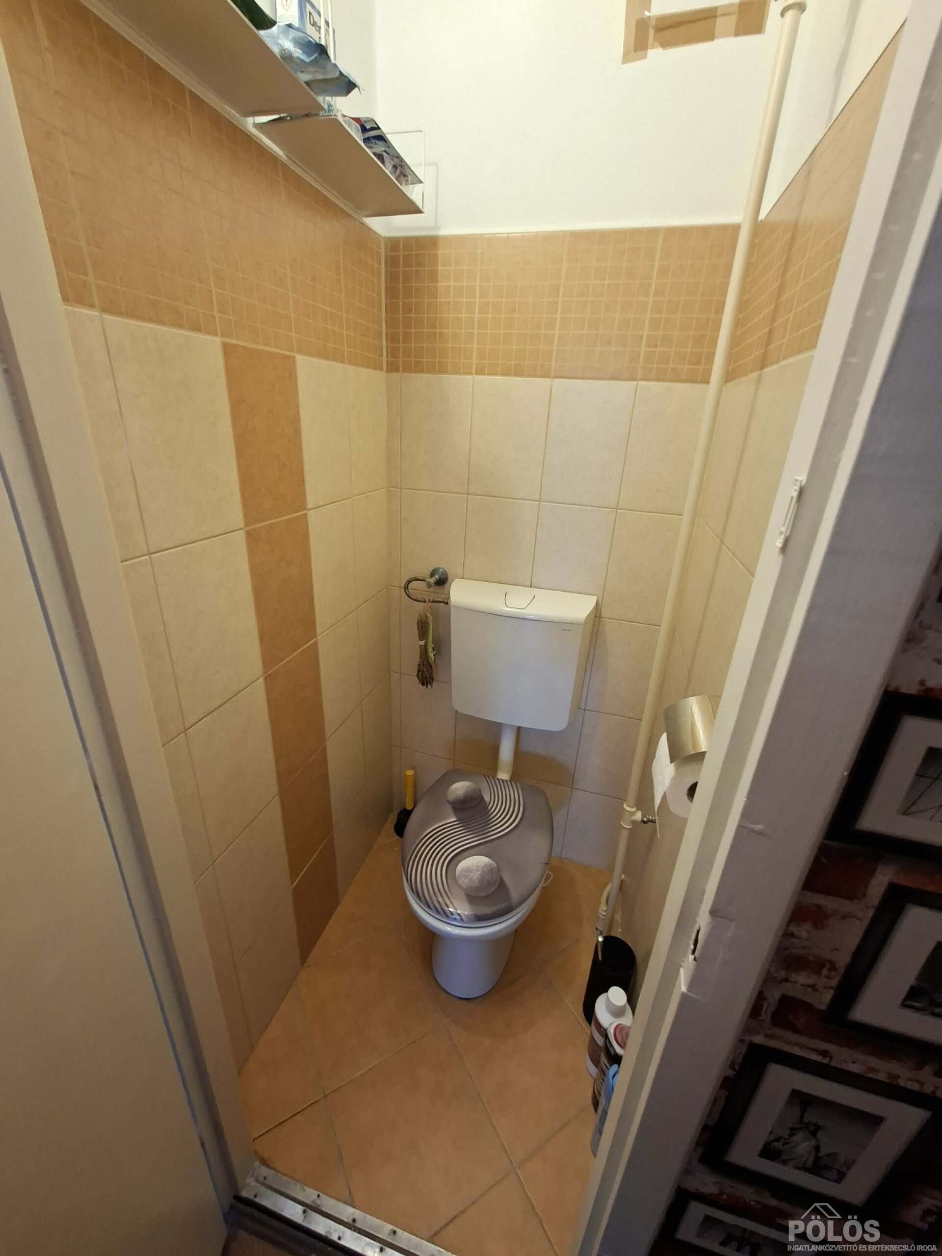 Sopronban Erzsébet kert közelében 3 szobás erkélyes lakás eladó