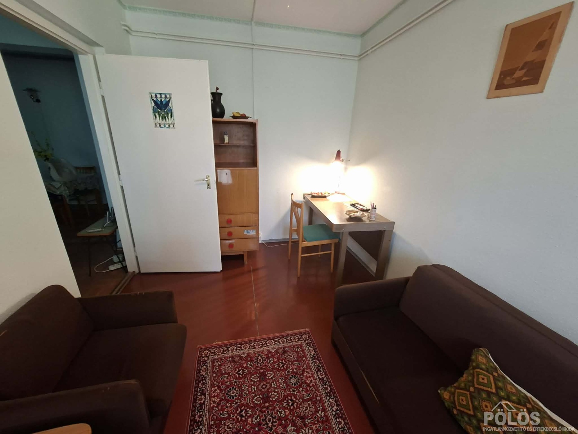 Király Jenő utcában 65 m2-es 3 szoba hallos erkélyes lakás eladó