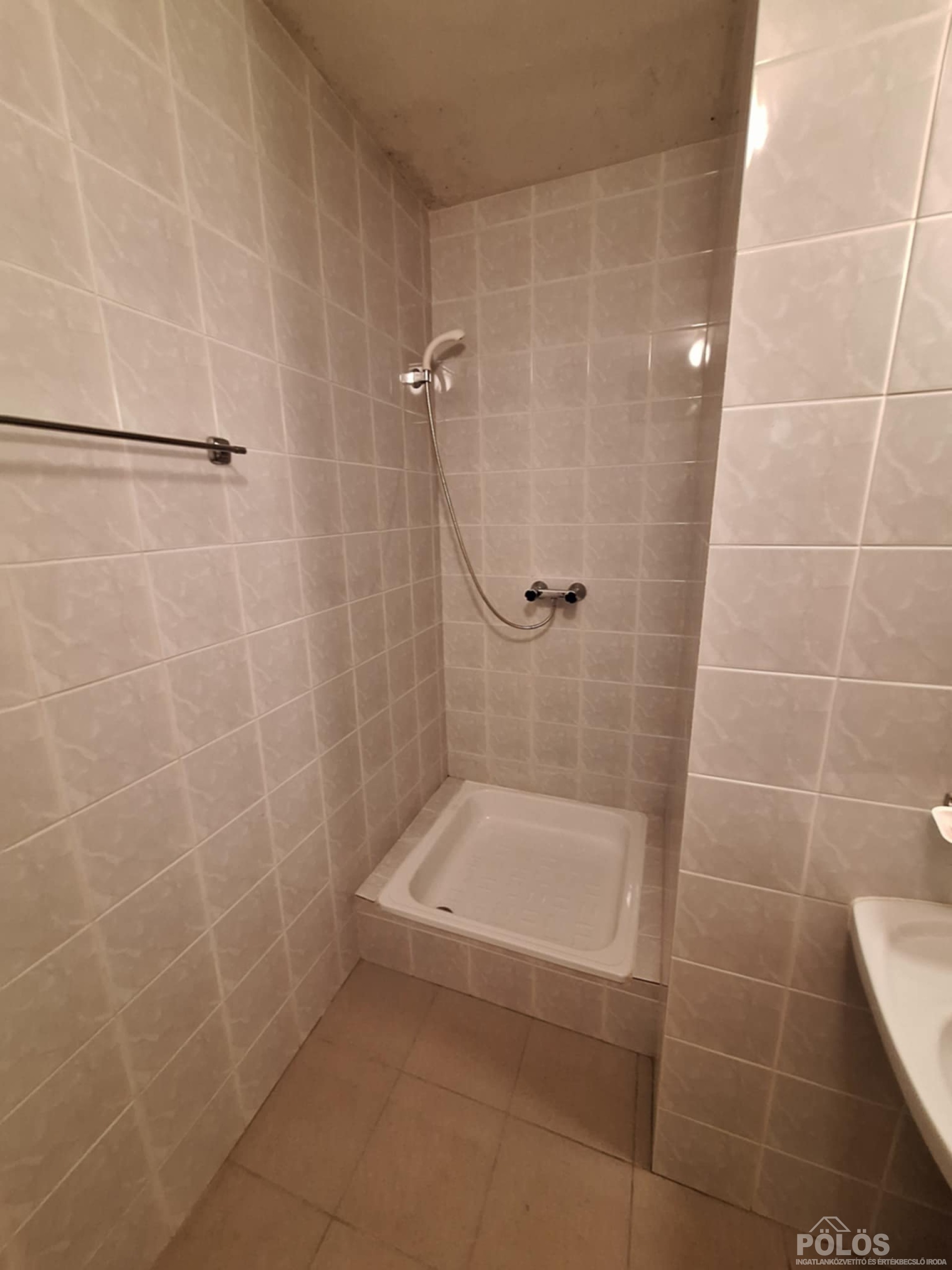 Felsőlővérekben csodálatos környezetben önálló családi ház eladó