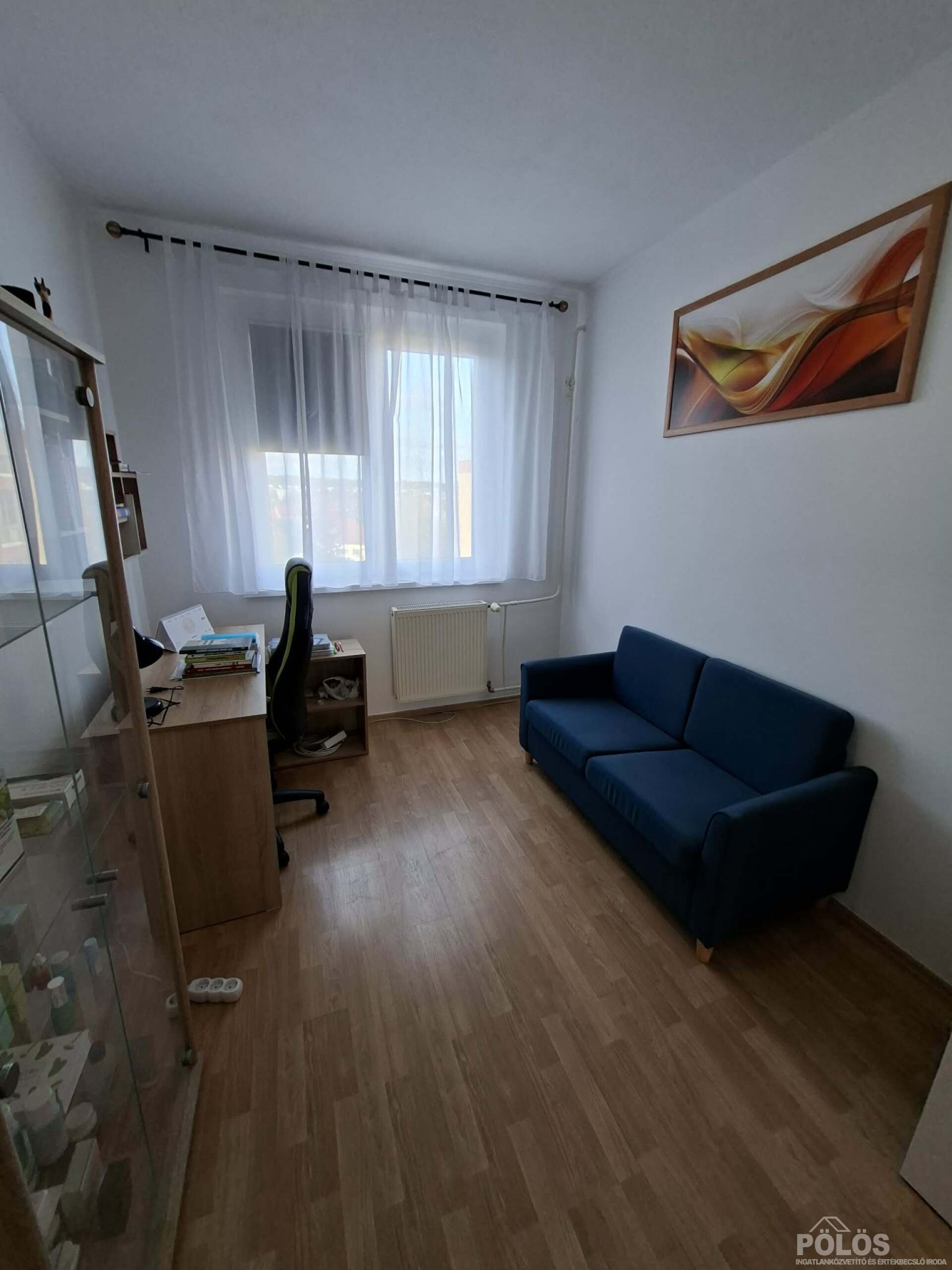 Sopronban Erzsébet kert közelében 3 szobás erkélyes lakás eladó