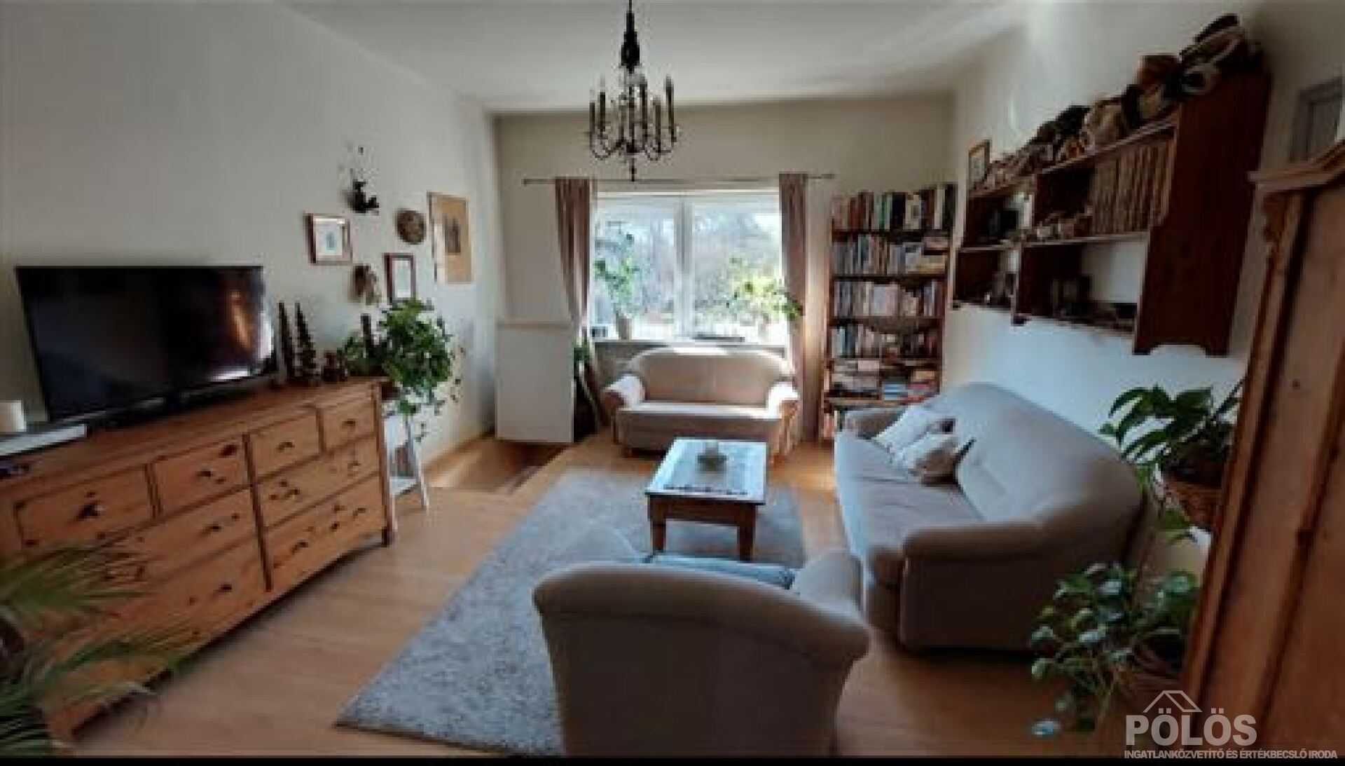 Deák tér közelében bútorozott szép állapotú lakás kiadó