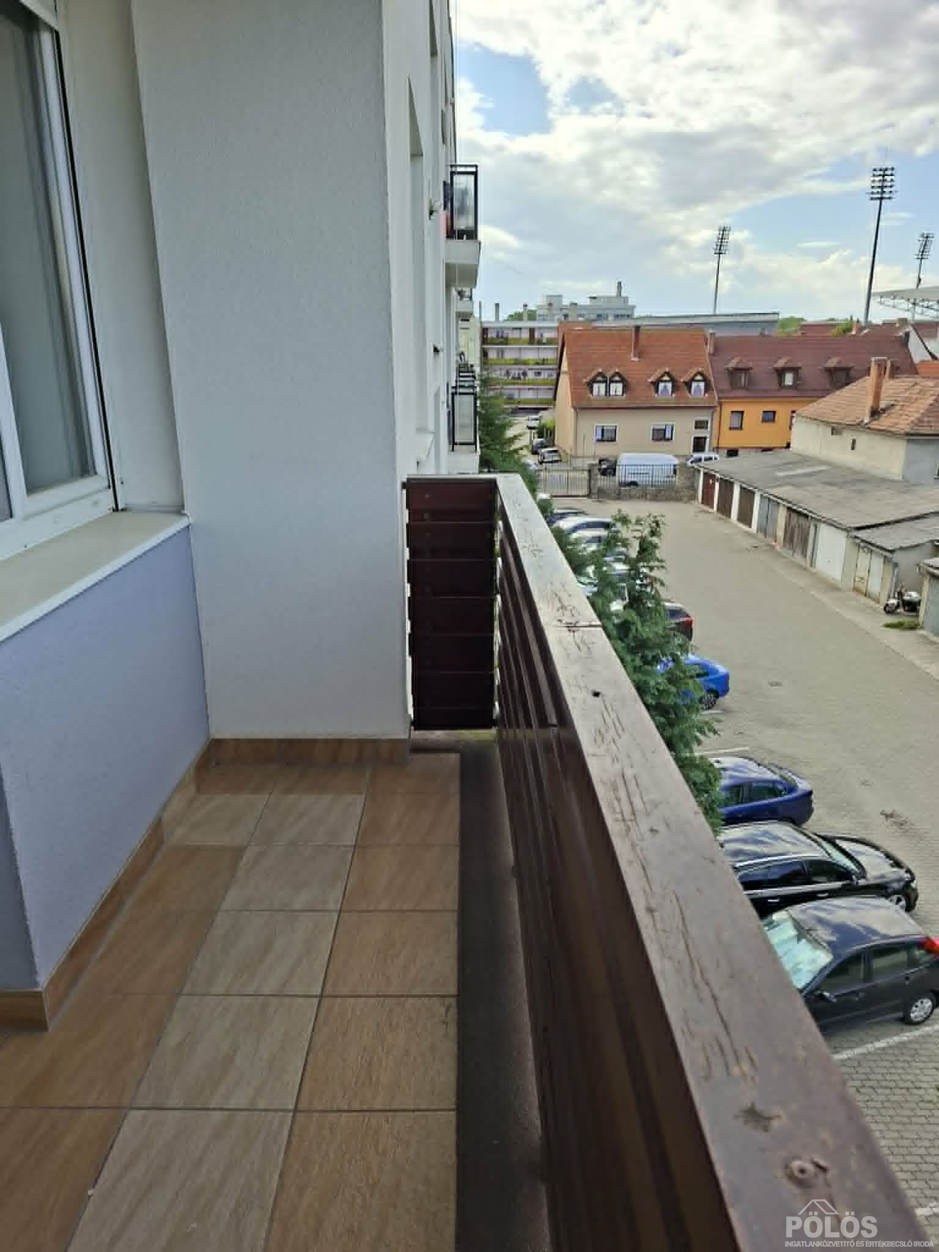 Belvároshoz közel II.em 41m2-es szépen felújított erkélyes lakás eladó