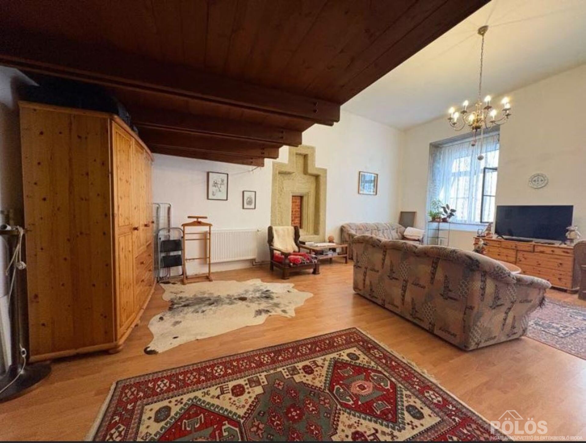 Sopronban Belvárosban egyedi hangulatú lakás eladó