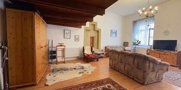 Sopronban Belvárosban egyedi hangulatú lakás eladó