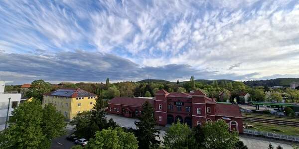 Sopronban Erzsébet kert közelében 3 szobás erkélyes lakás eladó