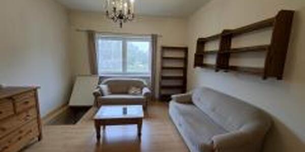 Deák tér közelében bútorozott szép állapotú lakás kiadó